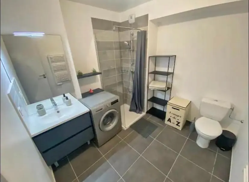 Studio Cosy Pres Du Port Nizza Francia